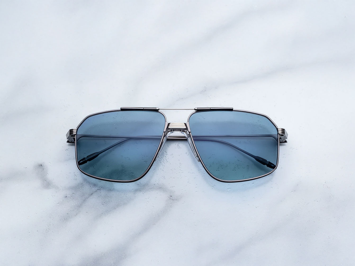 MM-lasnik-GRAZ-JAGGER-ANTIQUE-SILVER