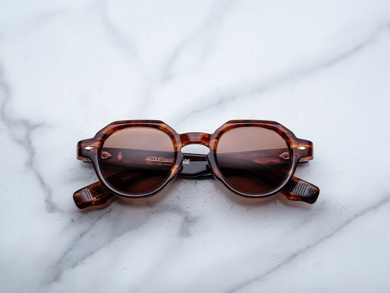 jmm-pontian-bourbon-Lasnik-curated-eyewear-webshop